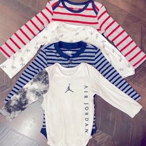 4 pack- Baby Boy Long Sleeve Onesie Set